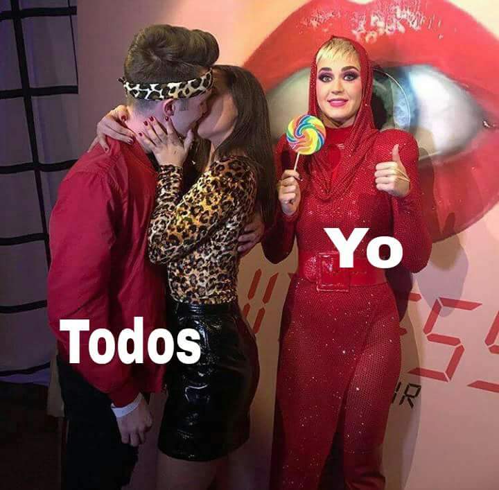 LescanoSteven's tweet photo. D': 
#katyperry #witnessthetour #yougotthiskaty https://t.co/Lm4zRREzaD