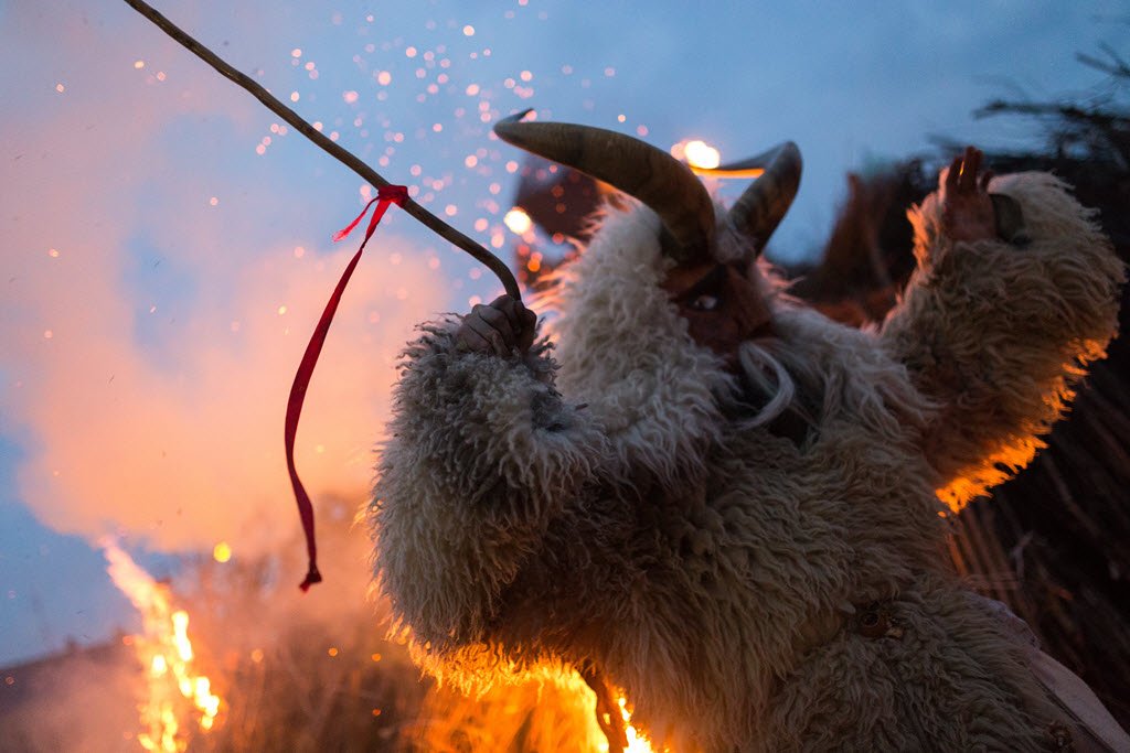 TakeOffSetSail's tweet image. The character of the “Busó” is an important Hungarian symbol and a commemoration of the great (sometimes sad) events of its history. #WanderCurious

The Traditional Busó Festivals of Mohács, Hungary: 
bit.ly/2OUTZm8