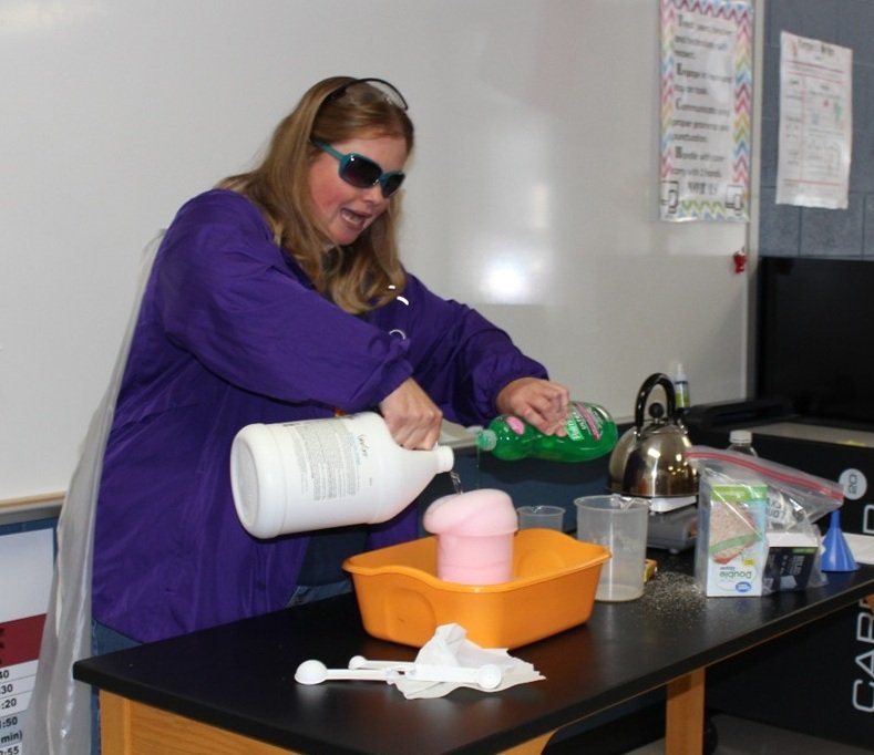 JBMS_Bears's tweet photo. Mrs. Embrick (aka "Ms. Carrie-Less Careless") teaches safety in the science lab today! #scienceROX #safetyfirst @PrincipalShill https://t.co/OmG1NJSWtn
