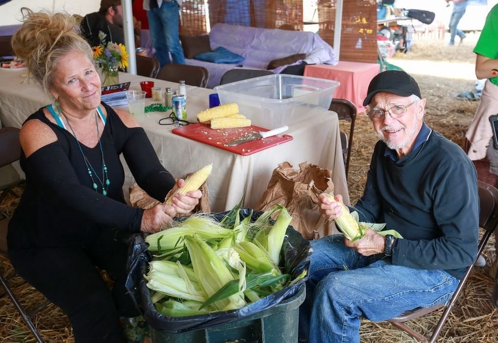VOLUNTEERS! WE NEED YOU! WE LOVE YOU!! WE WANT YOU! Head over to the website for more info! .
.
.
.
.
.
.
#oldtonemusicfestival #oldtonerootsmusicfestival #rootsmusic #brassband #americanrootsmusic #stringband #oldtime #bluegrass #country #swing #cajun #… ift.tt/2OVvg12