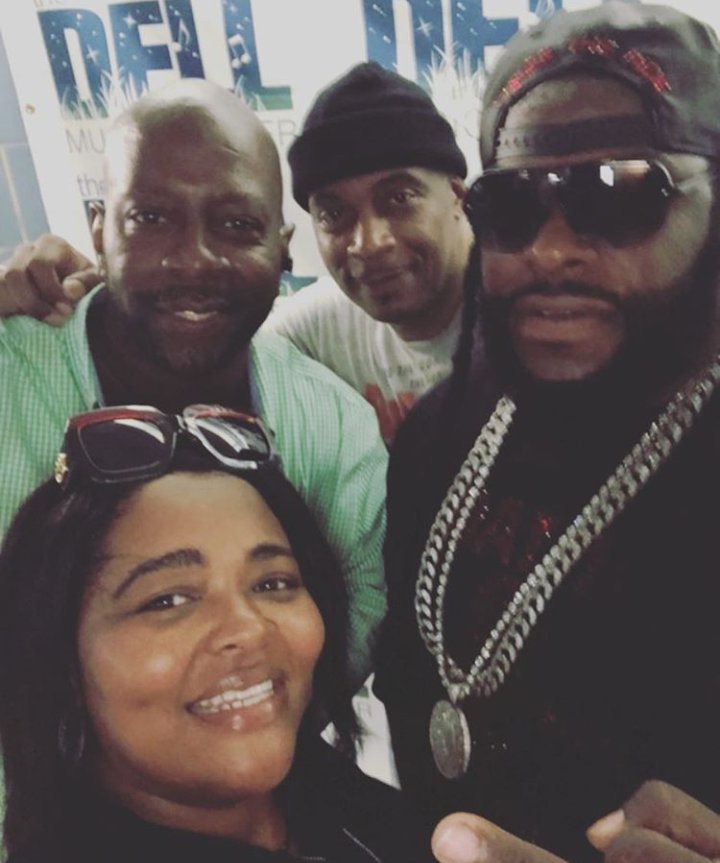 NightFallMaiLyn's tweet photo. My bros! #Phillychronicles https://t.co/wdIyYszArW