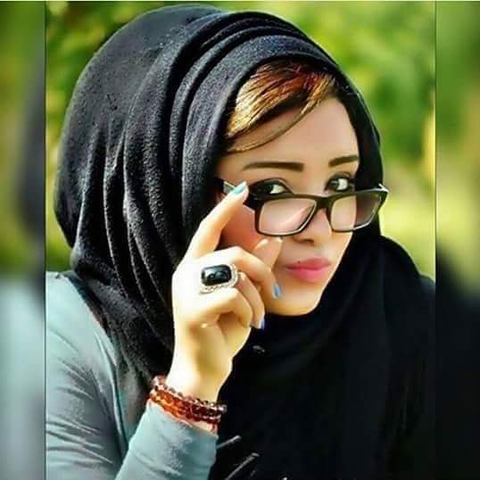 ab____aS's tweet photo. يگلي انســه؟!
وانه وياه ��ثل فلاح
زارع بالارض نفسه
يگـلي انســه
مايـدري بدونـه الروح
مثـل وحـده ذبحها الخوف

تريـد تصيح بس خرسه؟!

(منقول) https://t.co/VVqguj0g55
