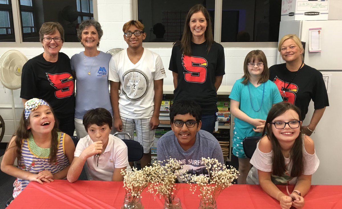 MrsHengels's tweet photo. 6/6 students and 4/4 teachers reported that today was AMAZING! Happy New Year! #southlearns https://t.co/0RGxZhi5Yr