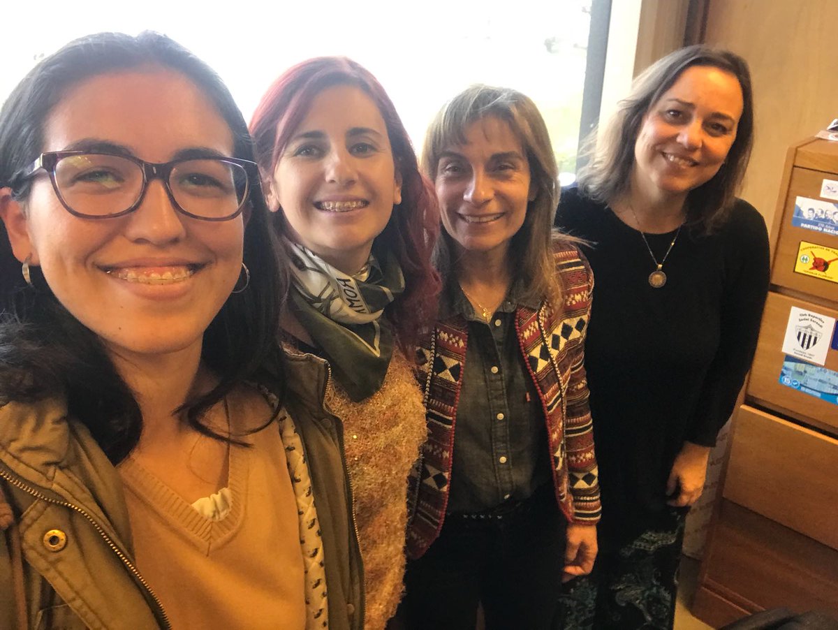 ma_ecilda's tweet photo. Preciosa reunión con @ROBEROIS y las mujeres de la 40... #Mujeres40 #MujeresEnPolítica #GenerandoElCambio https://t.co/808zimuVF2