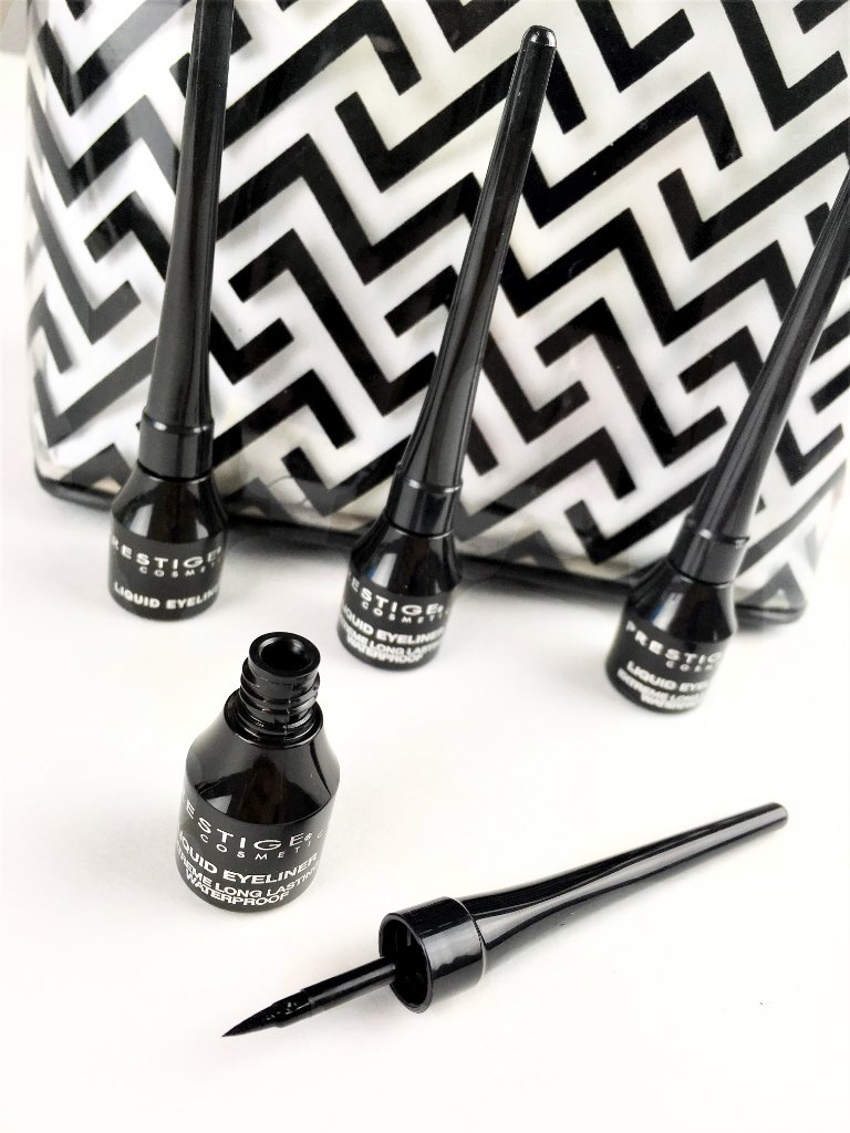 Our classic liquid eyeliner is available in 9 iconic shades. This 12 hour, long-lasting liquid eye liner gives you ultra-fine precision for any look you need!😍 😍 😍