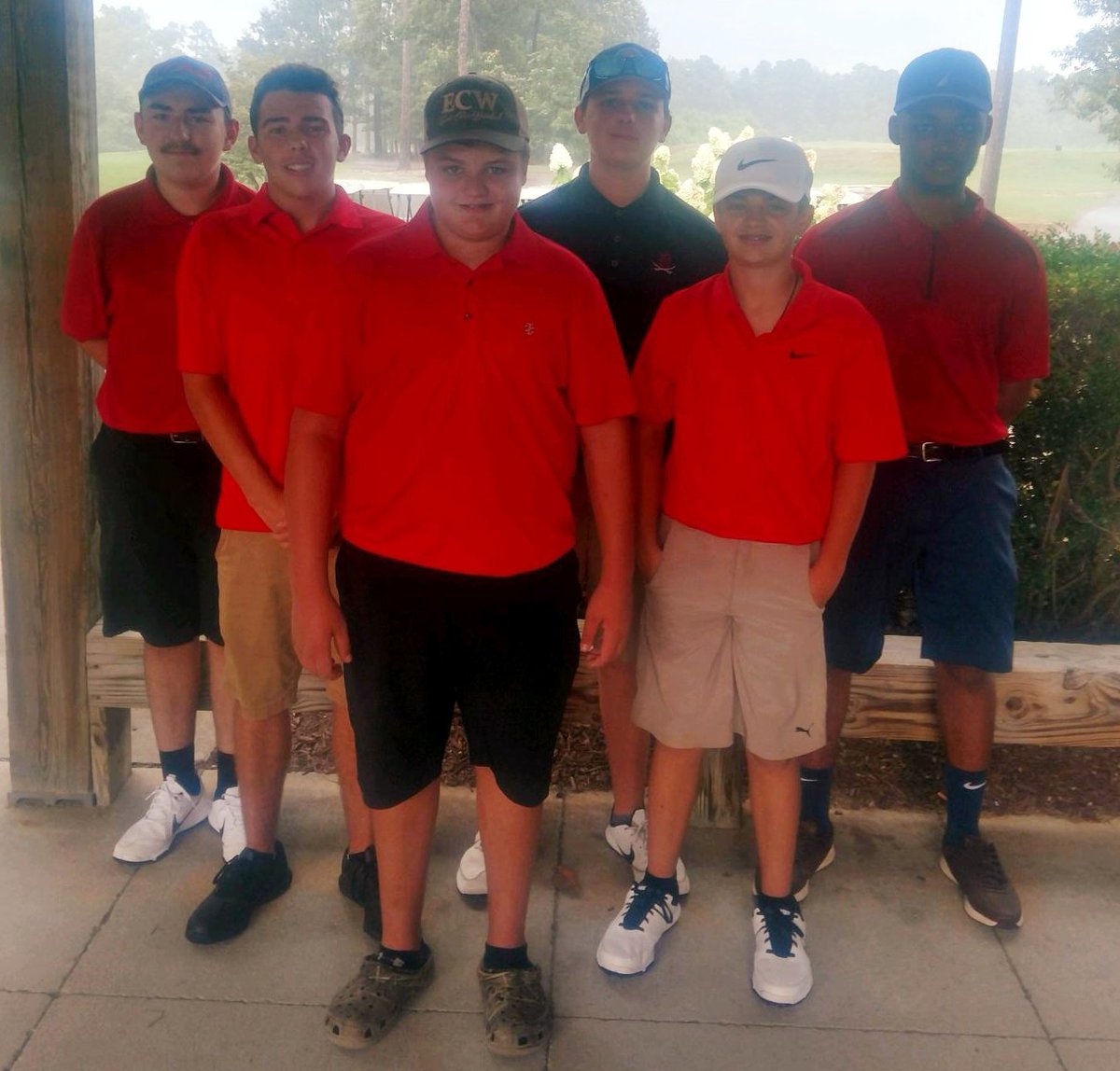DinwiddieGens's tweet photo. Golf Update. Dinwiddie 186 LC Bird 208 Meadowbrook 250.  Cody Stanford earned medalist honors. @DinwiddieSports @TheRVASportsNet @804Varsity  #GeneralsGolf https://t.co/96I8OP8GHv