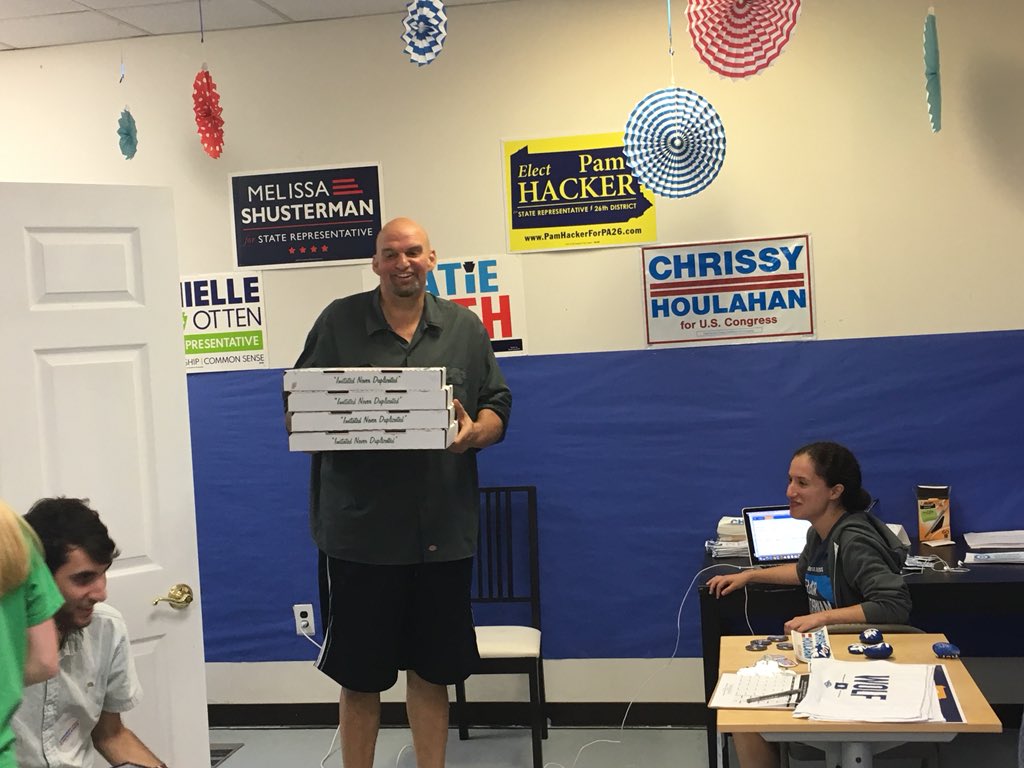 outrajeousravi's tweet photo. When @JohnFetterman says he’s bringing pizza, he means it. #Common12th https://t.co/vybZVLvgbD