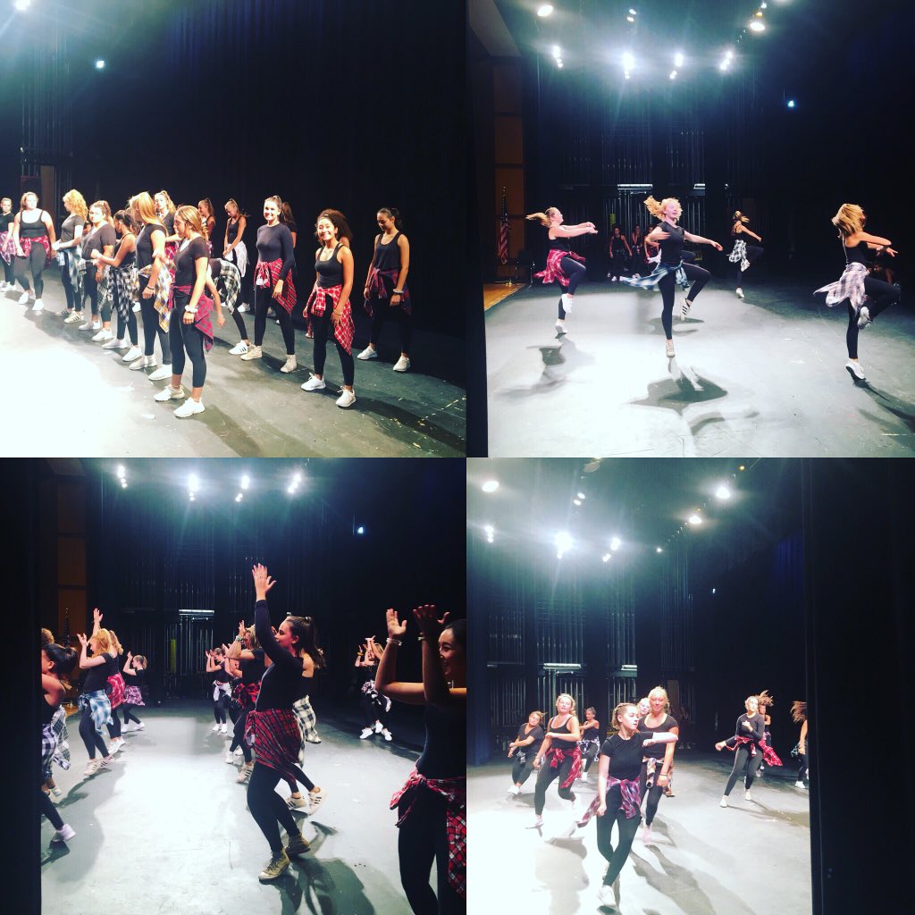 uhsdanceteam's tweet photo. Performance #2 in 2 Days! This one for the incoming 9th graders and their families for New Student Orientation, and it was fantastic as usual! #commUnity ##UHSwellness #uhsdance #uhsdanceteam #catchthespirit @mr_conley_uhs @uhs_stuco_ https://t.co/rKvid3CnVX