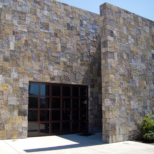 rhodesarchitec1's tweet photo. A magnificent display of Antique Yangtze Limestone at the Keller Winery, showcasing the texture, pattern and quality of the stone facade.
@legorreta_arqs
#rhodesarchitecturalstone #naturalstone #naturalstonedesign #naturalstoneproject #architecture #antiquestone #reclaimedstone https://t.co/mC9rVN8AvP