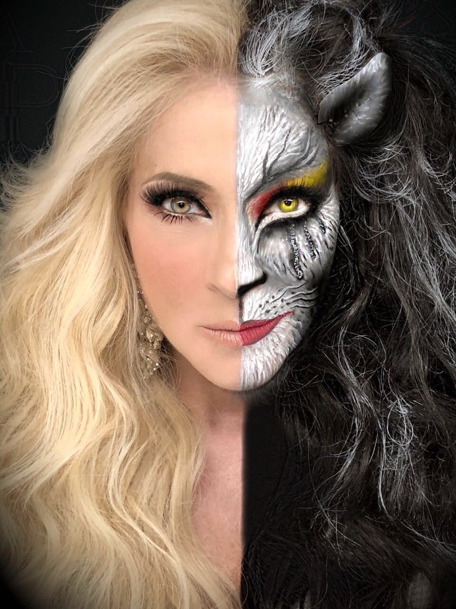 NotasEnDirecto's tweet photo. Famosos: Es oficial @gerryquiroz presenta a @OficialYuri como  #grizabella en #cats2018 y al estilo teatro ¡rómpete una pierna! https://t.co/b2EfMNHHCF