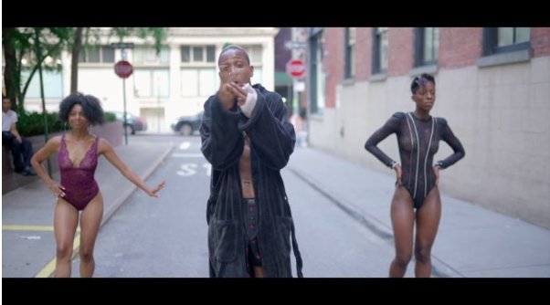 Video: @jonoetrilla - "Replica" #StreetzIsWatchin

blog.dramalikethedj.com/music/video-jo…
