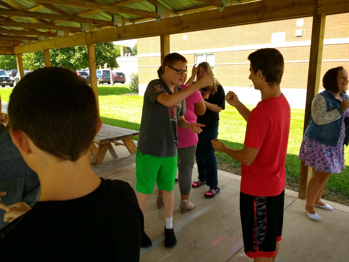 MVMSMiller6's tweet image. Rock, Paper, Scissors Posse: teaching encouragement to teammates and a positive classroom environment for games #FirstThreeDays #SetTheTone #mvmath8 #eighthgraderocks