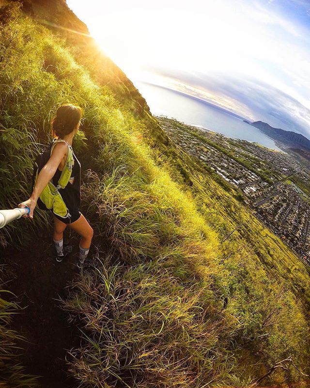 Live life on the bright side! 📸 @heyitsmanachan #CoastTrekkers #rei1440project #optoutside #hawaiilife instagram.com/p/Bmwo2Q_AtFL/