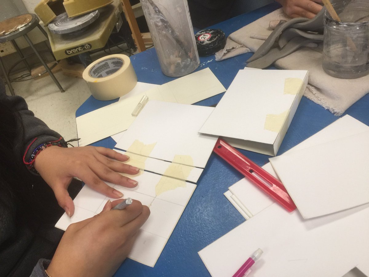 ohsmudnmetals's tweet image. Ceramics students problem solving site specific maquette sculptures inspired by #tonysmith #workwithwhatyouhave #osbornehigh #osborneart #cobbARTrocks #sculpture