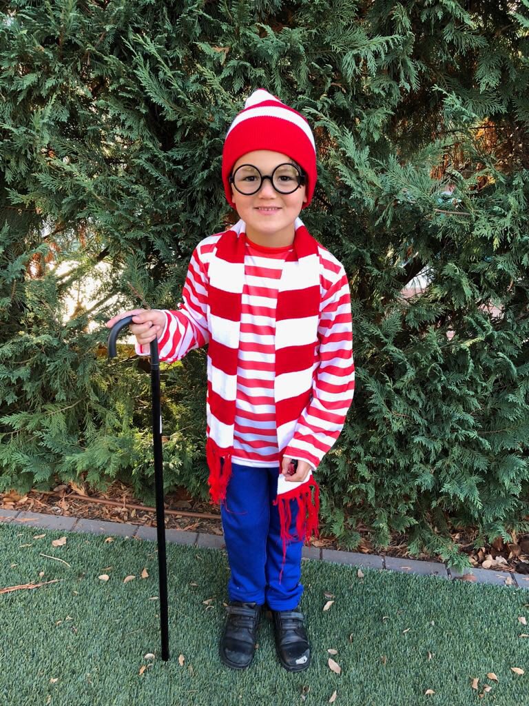 giteau_rugby's tweet photo. Today it’s Levi’s turn.. 😂😂🙌🏼

Where’s Wally 🧐 https://t.co/XkflKCSPQe