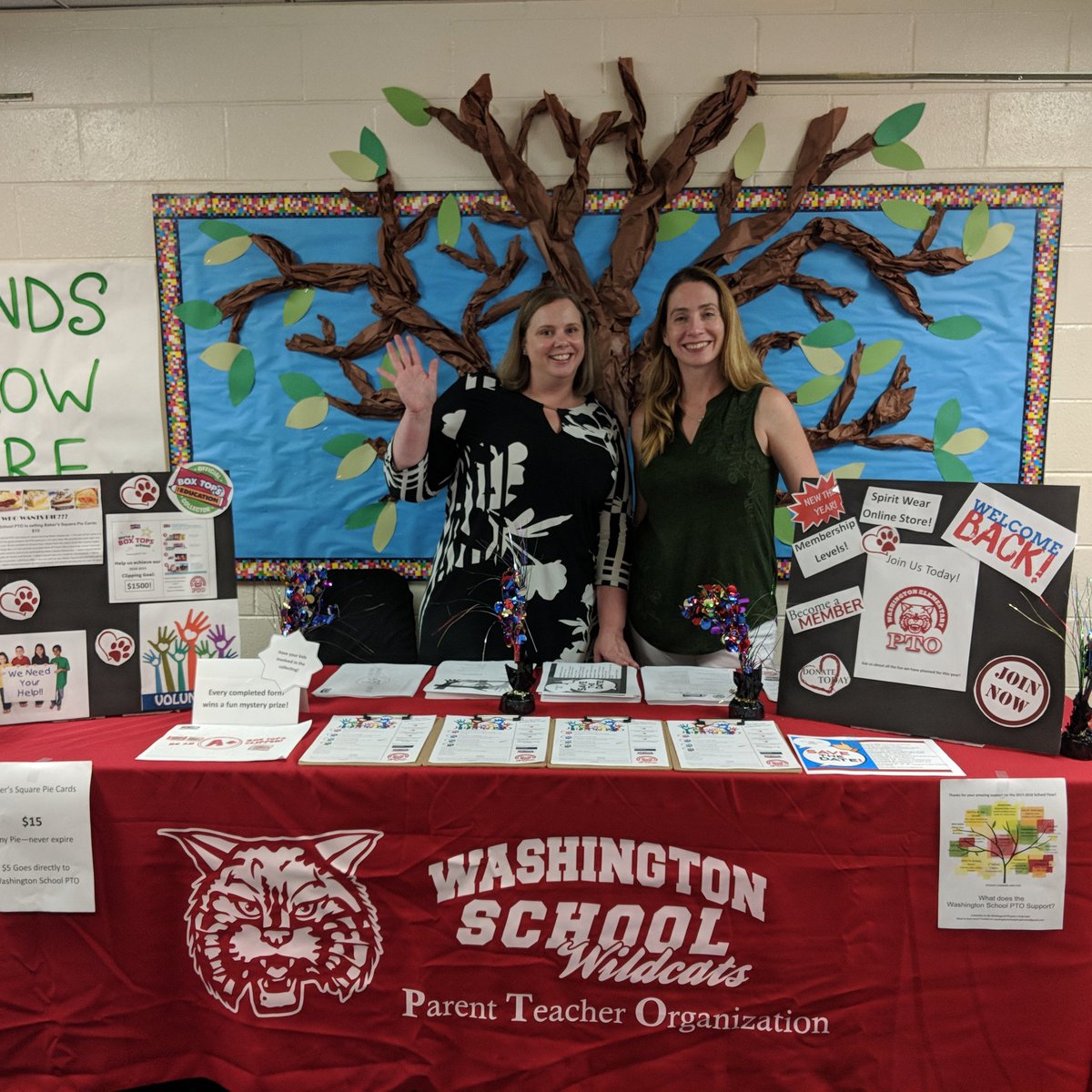 Thanks for coming out to the <a href="/WashingtonD63/">Washington School</a>  open house tonight! Great to meet the new families and welcome back those returning. Send back those forms!!