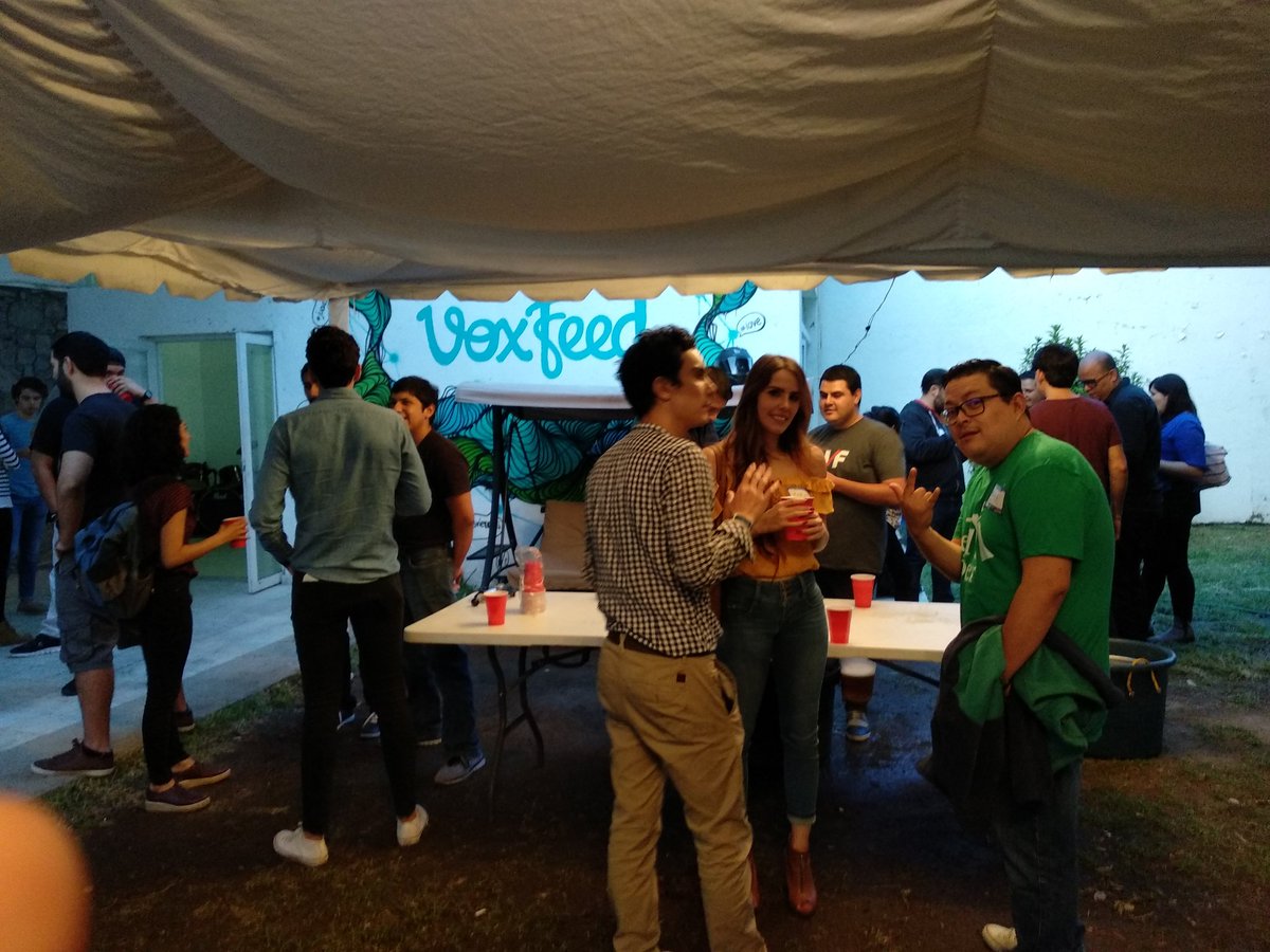 hackfundgdl's tweet image. Estamos a pocos minutos de comenzar #HFProdev con David Chen ¡No te lo pierdas!