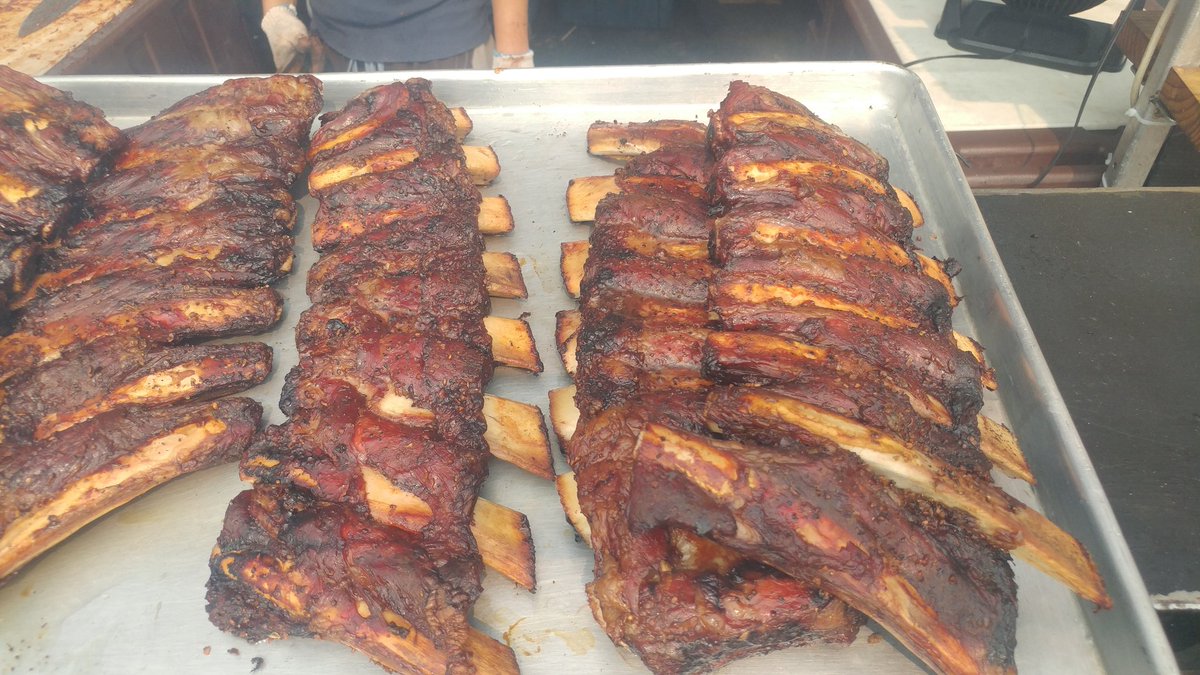 Hey Red Deer...how about a double header RibFest weekend? Medicine Hat RibFest August 24-26 @ MT Mall #ribfest #medicinehat #wegotthemeat