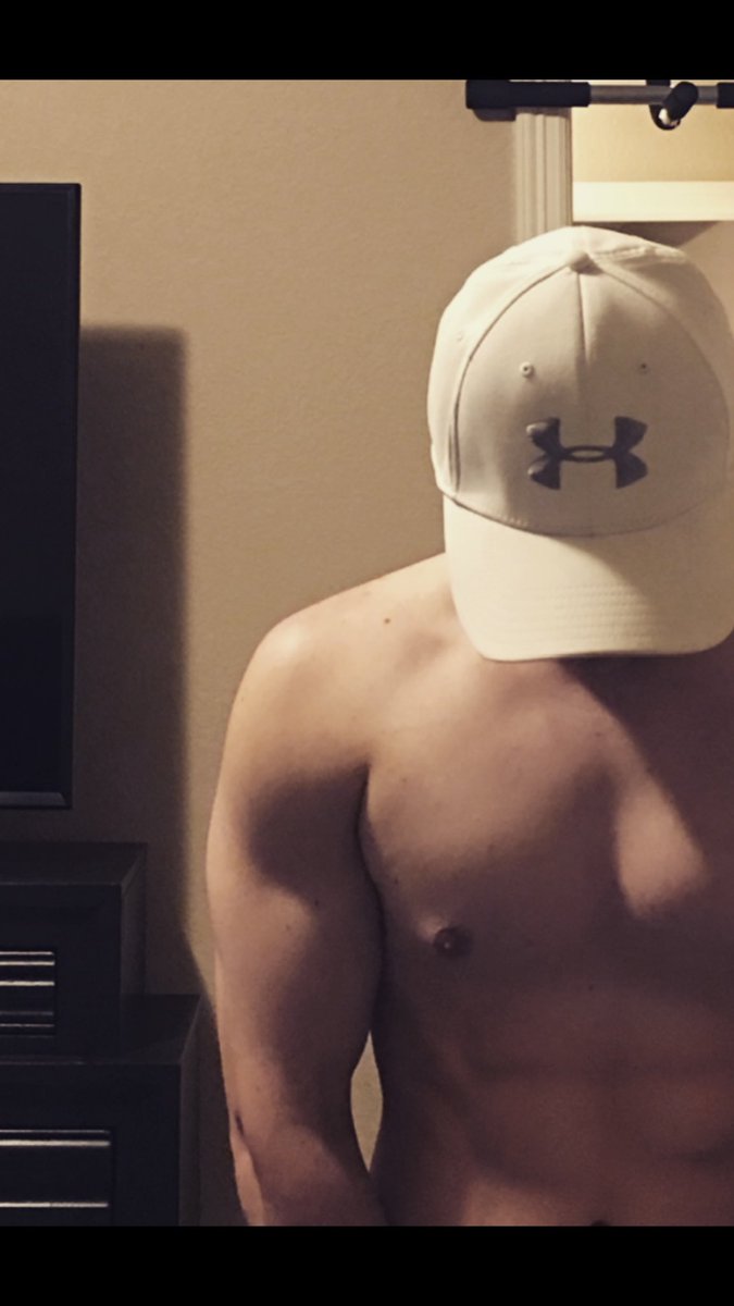 RonHannon's tweet photo. Left: 05/21/18
Right: 08/21/18
90 day results #HelloAgainAbs
#LivingMyBestLife https://t.co/Noy8k12FzE
