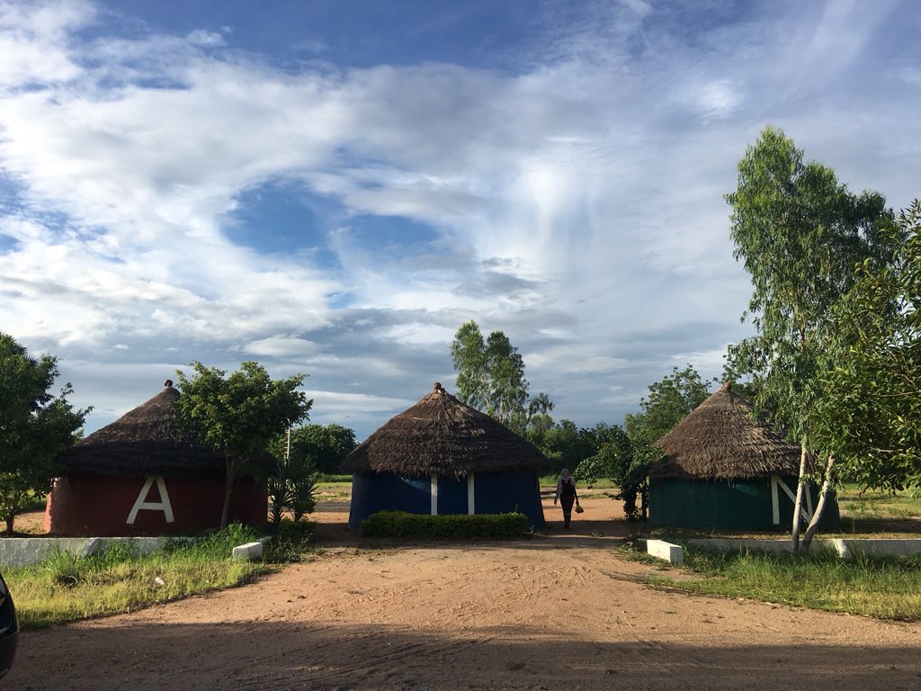 AUNigeria's tweet image. Looking at beauty in the world, is the first step of purifying the mind.

Amit Ray

#AUNCampus #FallLoading