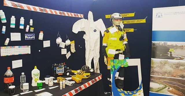 DWER_WA's tweet photo. The #PerthSciFest was a great success - thank you to scarletcollie  for the images, the queue for the DWER_WA  quiz wheel went on and on!

Yay #science! #perthsciencefestival #ownyourimpactwa #ecofaeries 📷: @scarletcollie https://t.co/32KrxiMjeh
