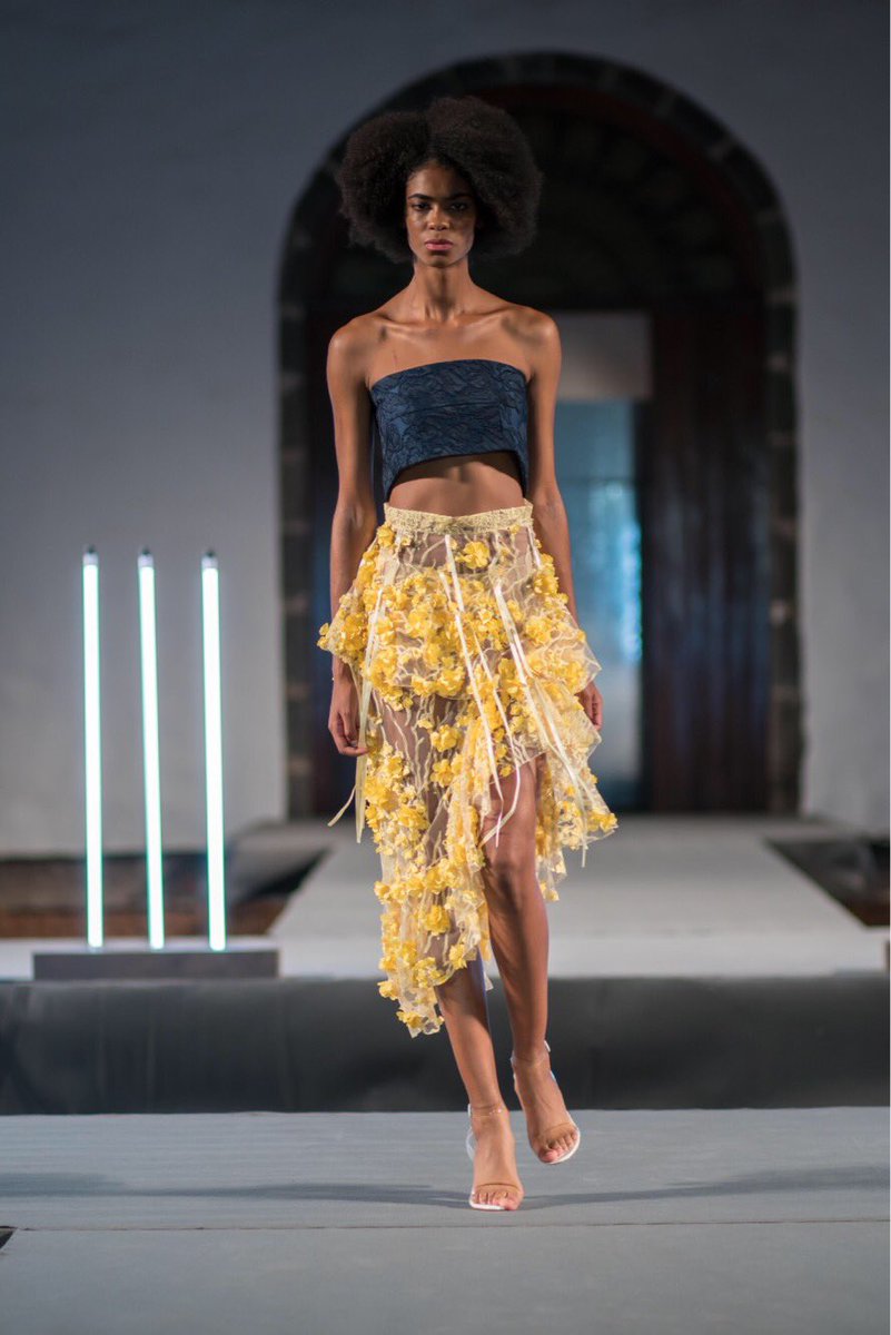 BREAofficial's tweet photo. #look5 #luzybrea #coleccion en @islabonitamoda
#ss2019 #pv2019 #pv19 https://t.co/bHVdg0rVdD