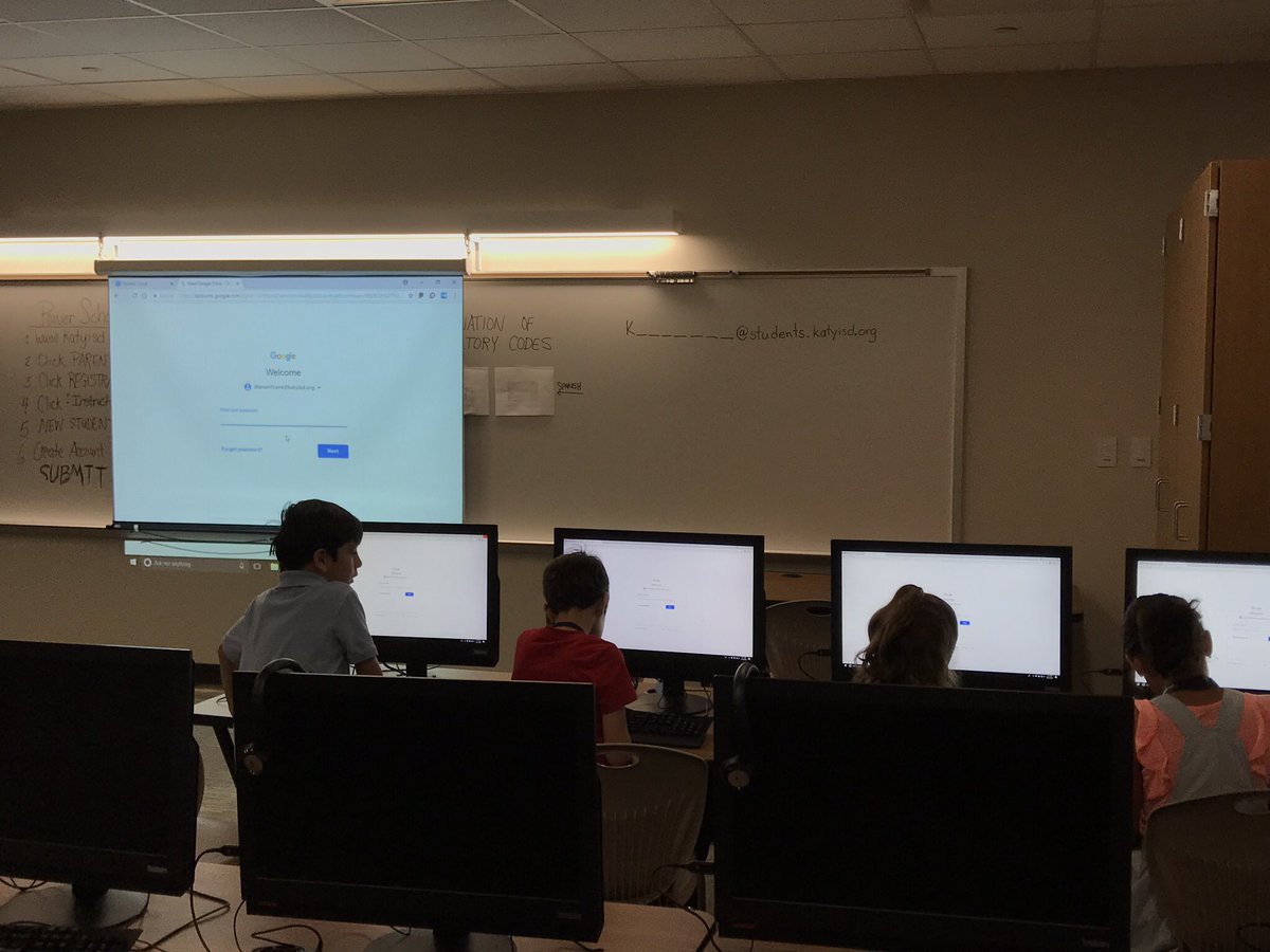 DianaFraire3's tweet photo. Second grade cubs had a chance to practice logging in with their username to the computers, the Katy Cloud, and their #GoogleDrive. #katyelemtech #ACECubs #edtech https://t.co/IsmCBRVH6C