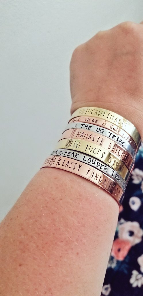 SimplySavviCo's tweet photo. Stack these babies up 👌
..::new and available in the shop now::..
#SimplySavviCo #braceletstacks #wristcheck #creativeentrepreneur #noexcuse #motivateyourself #etsyjewelry #etsyfinds #braceletsoftheday #bossmama #bracelets #savagereplies #inspirational #stampedmetal #ladyboss https://t.co/K8eEUgNi7W