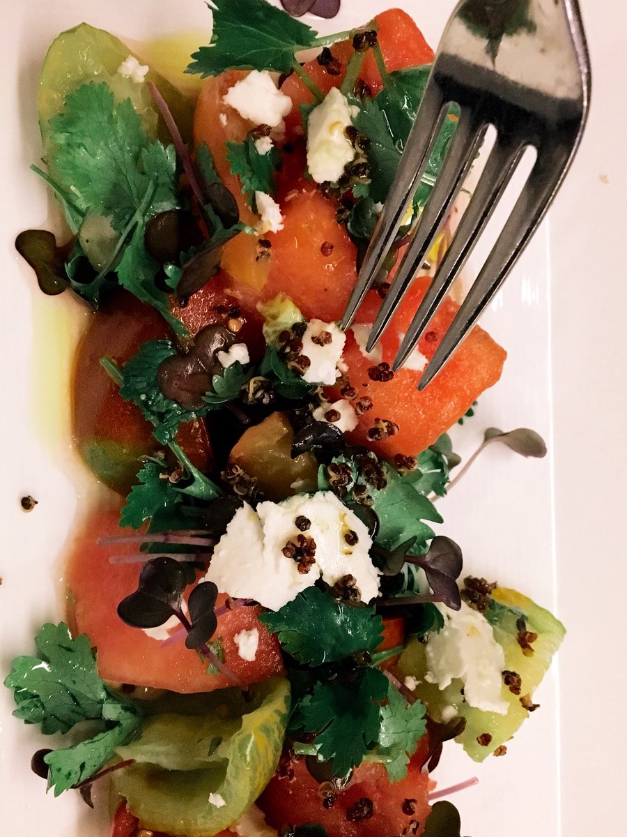 Heirloom tomatoes and watermelon sure taste good this summer. <a href="/VierraFarms/">Vierra Farms</a> #yeungfarm #sierranevadacheese <a href="/SekaHills/">Séka Hills</a>