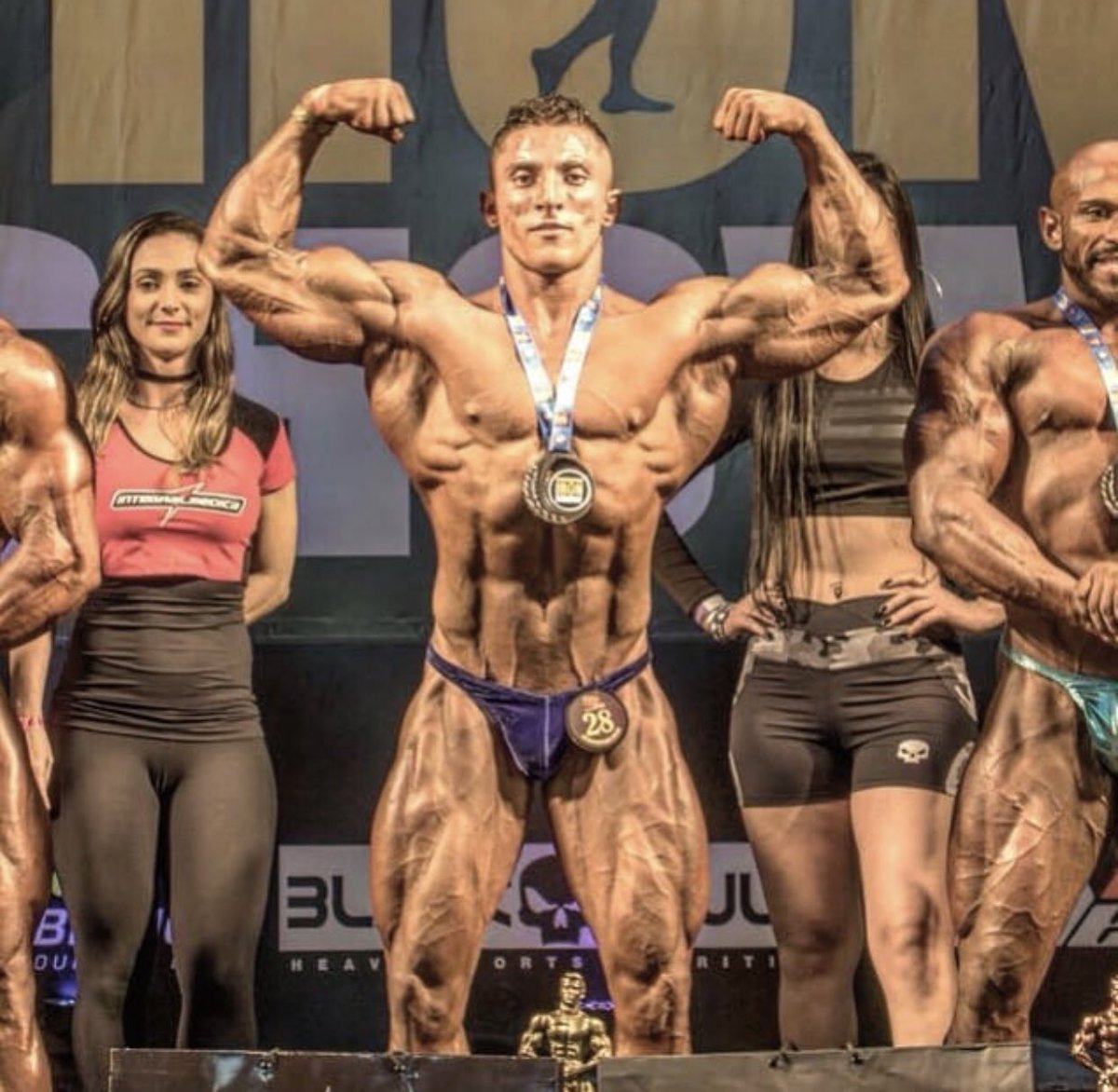 GenIronBrasil's tweet photo. Parabéns #MatheusCastro por sua vitória no primeiro #genrationironshow 🙏🏽🏆💪🏿 #bodybuilding #generationiron #generationironbrasil https://t.co/gRU5emRHAb