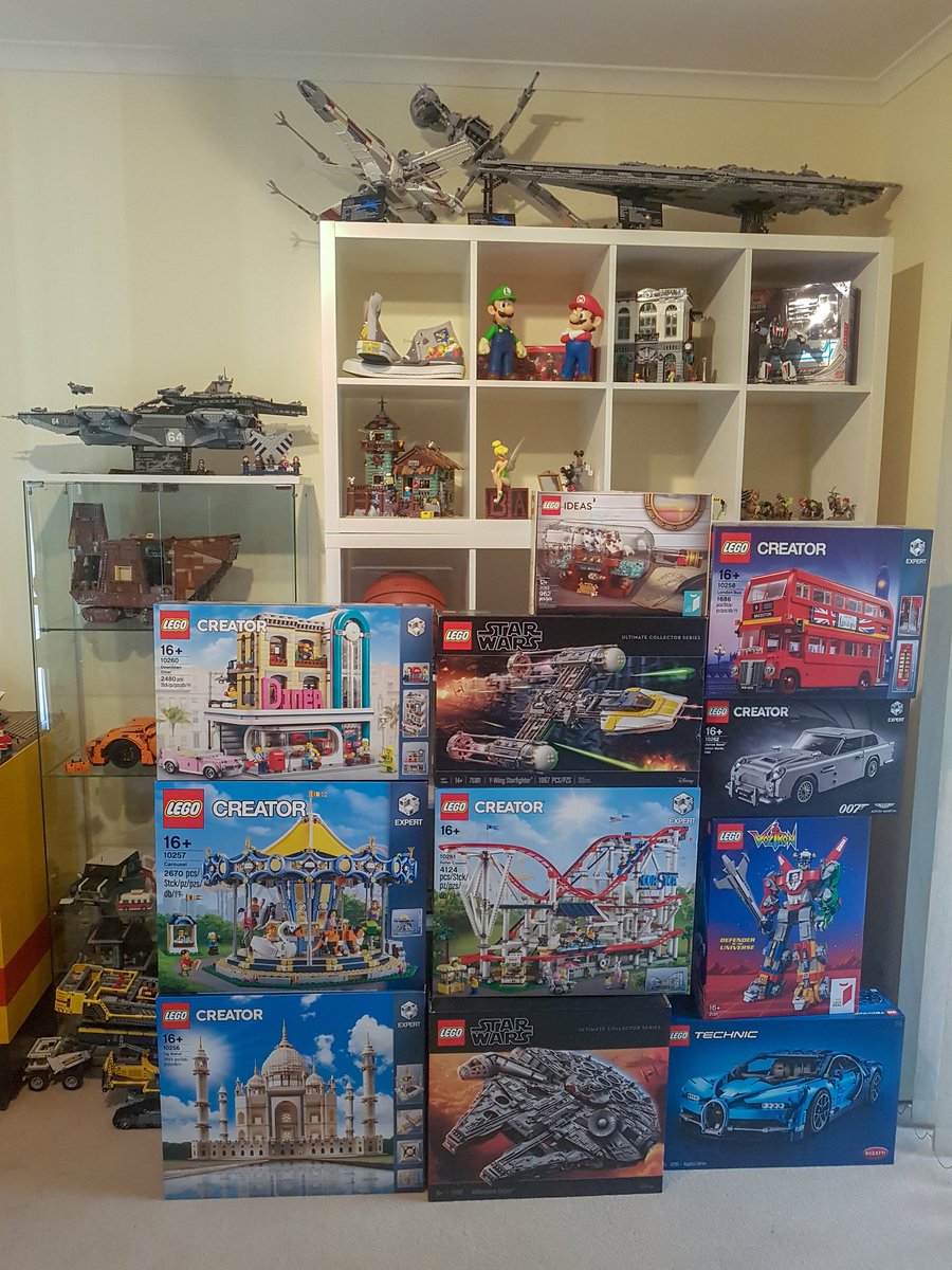 LegoBeetle's tweet photo. Dear @LEGO_Group,
Please stop making amazing models. I only have so many hours a week i can build and my unbuilt collection is getting larger than my built collection.

Just kidding. Keep up the amazing work!! https://t.co/9j4VXYebrv