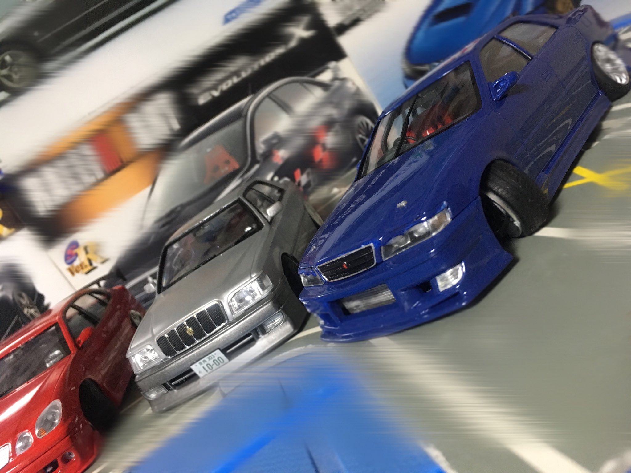 でーそん Pa Twitter えーっとドリフトしなさそうな車が1台ドリフトしてますが ま いいや マジェスタもドリフトできるんじゃない アドミレイション クラウン マジェスタ Uzs151 アオシマ 青島文化教材社 マジェスタ クラウンマジェスタ Uzs151 室内撮影