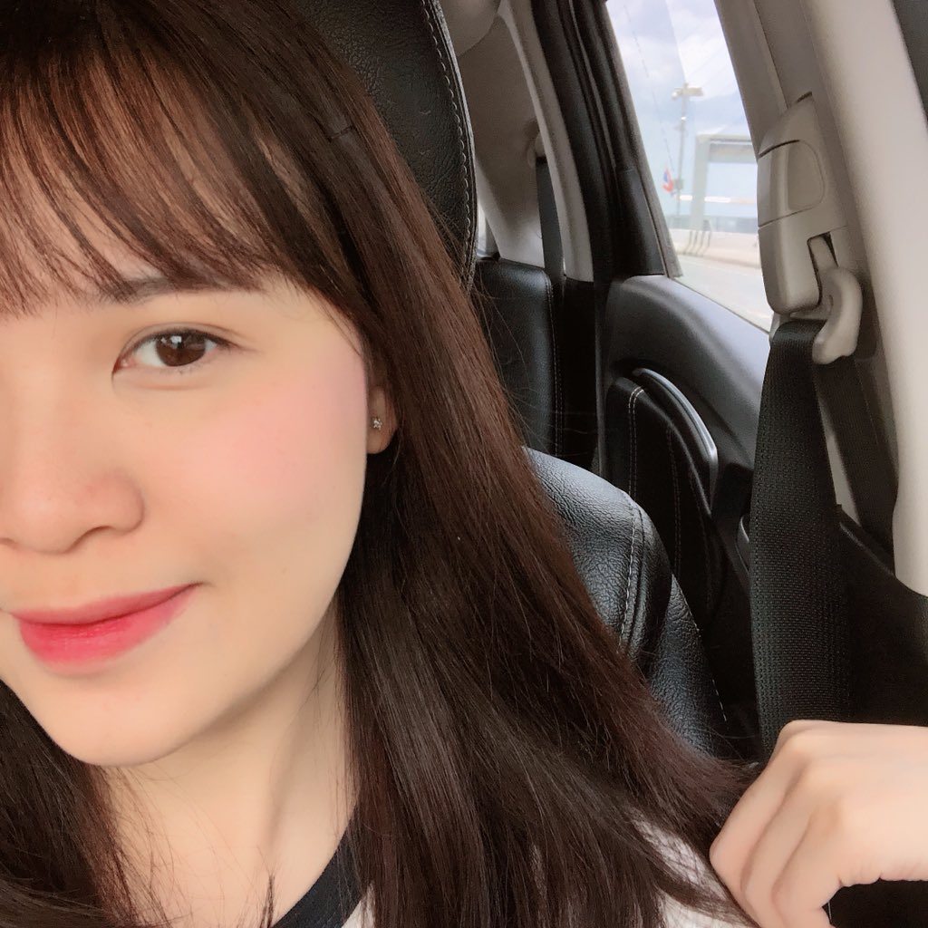 pixipeonyrose's tweet photo. เพิ่งค้นพบบลัชออนสีม่วง 💜🌈 ราคาน่ารัก ตัวนี้เลย Canmake Powder Cheeks สีPW39 ออกม่วงอ่อนๆ ปัดแล้วรู้สึก 14 อีกครั้งเว่อร์ 😂 ที่สำคัญความติดทนนางก็ไม่ธรรมดานะ อยู่ในห้องแอร์ก็ติดเช้ายันเย็น ถ้าหมดก็ซื้อต่อแน่นอน 👏
#ไว้รีวิวห้ามขายของของโว้ยย https://t.co/mYsvRUIwoA