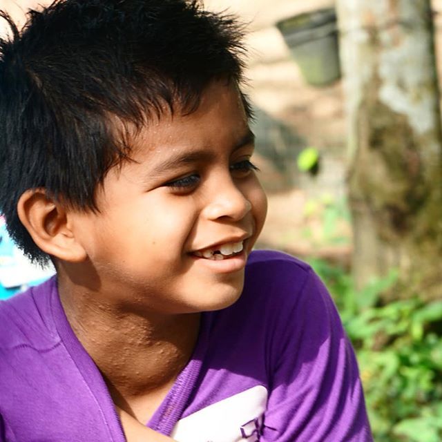 NOORAINIALI's tweet photo. Bila dibesarkan dalam keadaan selesa, sikit cabaran dihutan dah terasa perit. Katanya masuk hutan, gatal. 🤣

#SonyAlphaPortrait
#SonyAlpha_MY
#AlphaUniverseMY
#A6000

@sonymalaysia
@Sony.Alpha_photocontest https://t.co/Uz1DsRu6qe https://t.co/0dnzkFgPPV