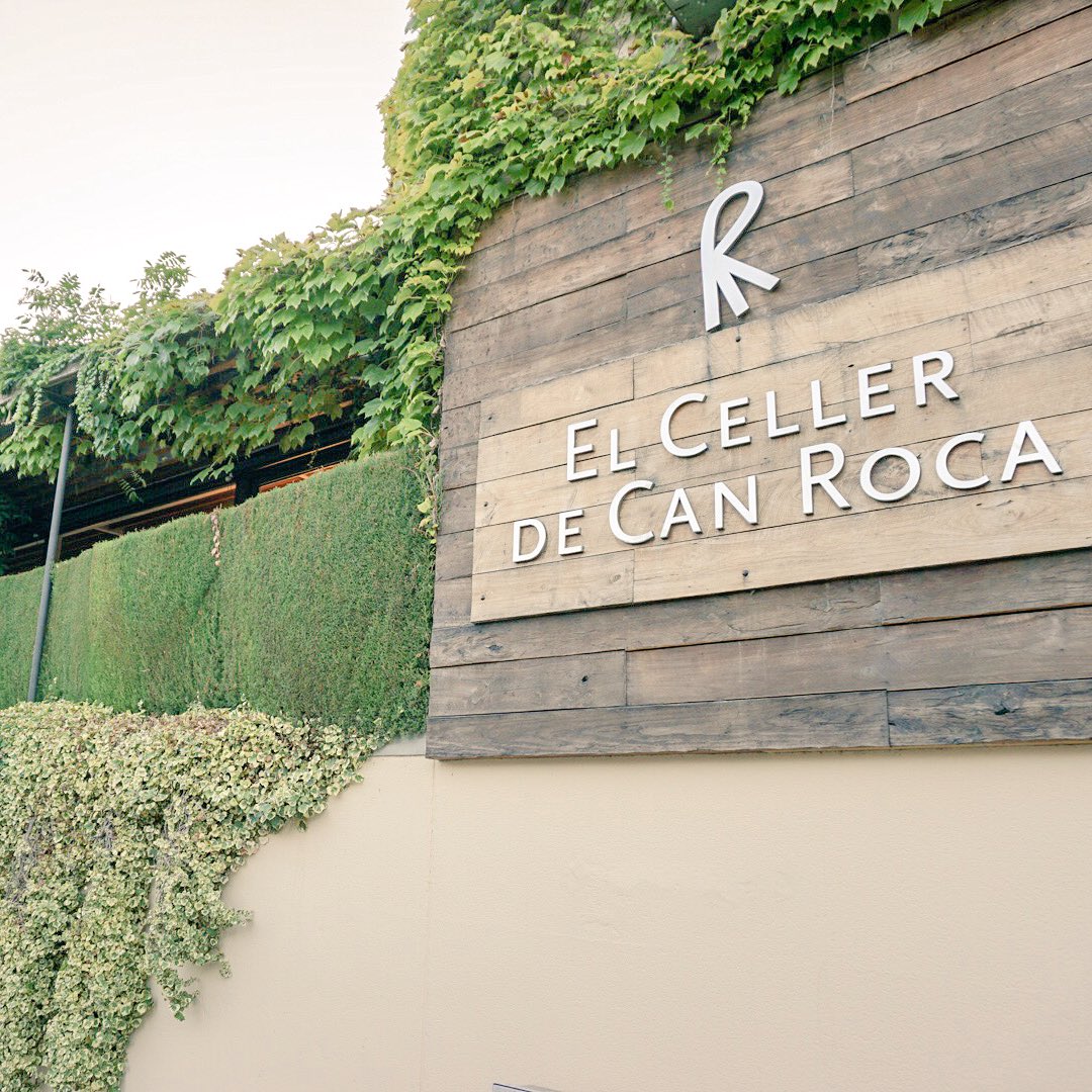 travel_rocks's tweet photo. The best restaurant in the world awarded with three Michelin stars, El Celler de Can Roca 🌟🌟🌟 #CookRocks https://t.co/Mpr2UCE6ma