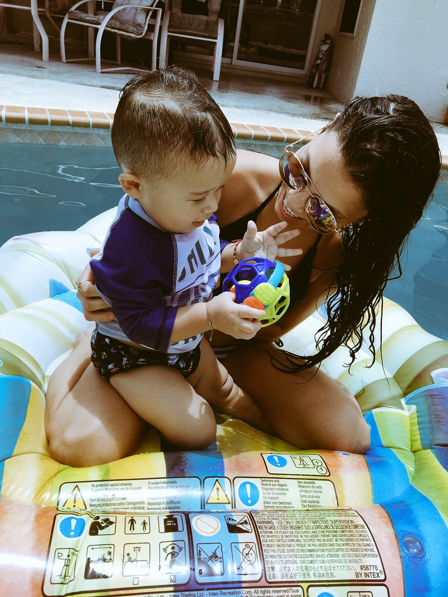 ElexusCabrera's tweet photo. Haven’t posted in a while, but here’s a picture of my god son and I.💙 https://t.co/7cXfD0slOB