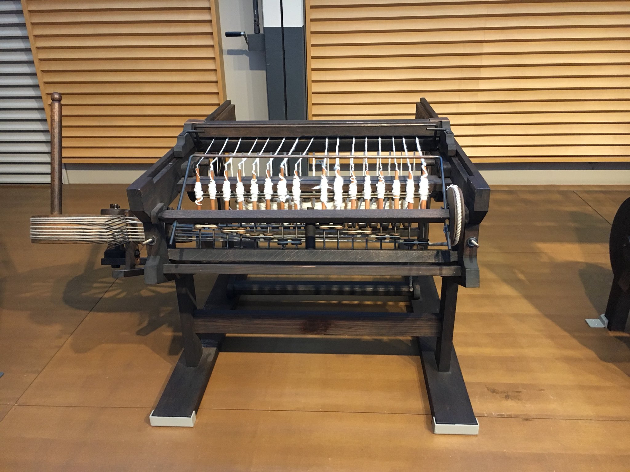 ふみすむ V Twitter 世界史の用語でしか知らないジェニー紡績機の実物