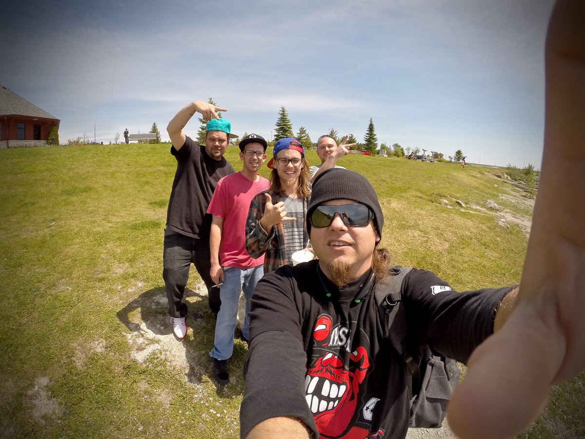 Christian Pearl (@pearlwhite561) on Twitter photo 