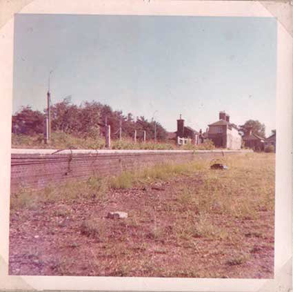 BranchAldeburgh's tweet photo. Aldburgh Station after the rails were removed. #Aldburgh #railways #rail #steam #trains https://t.co/Dv8Ge7v2ZX
