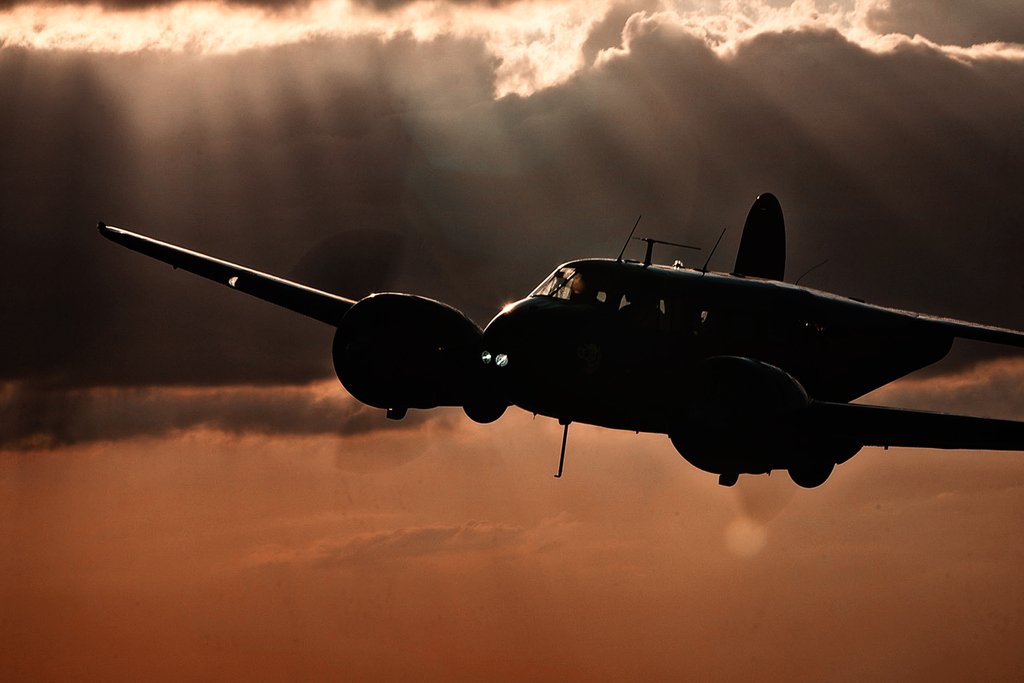 FlyOttumwa's tweet photo. Two Days Till Wheels Up! 
#flight #airplane #airplanelovers #airshow #airshow2018 #aviationlovers #aviationphotography #aviationgeek #avgeek #aviationdaily #aviation #flyottumwa #thisisiowa #sunrise https://t.co/1jenz6rSah