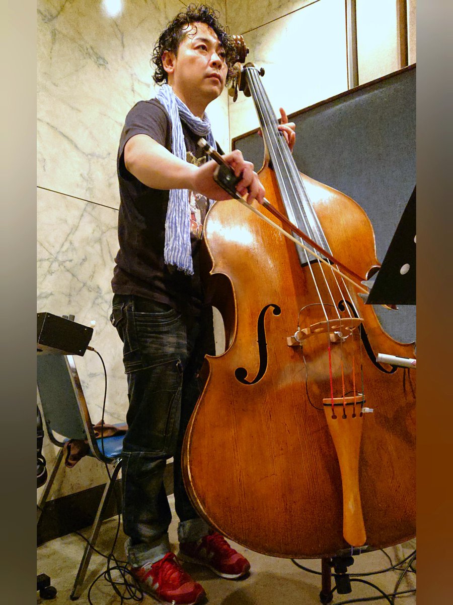 m_ohguro's tweet photo. #旭川 の天才 #JAZZ ベース #楠井五月 君と、今朝方まで、Albumでピカ一の #闇song 🌛🌉✨レコーディングで、大満足ミイラ👽なう😂💖からの～アルバム曲順練りちう🧐

https://t.co/ZR9qINAJ3o

 #コンデンサーマイク  #RCA44 #リボンマイク  #SEV7 #Rhodes #Wurlitzer #Celesta #Wertheim #YAMAHA https://t.co/cIh76bxn20