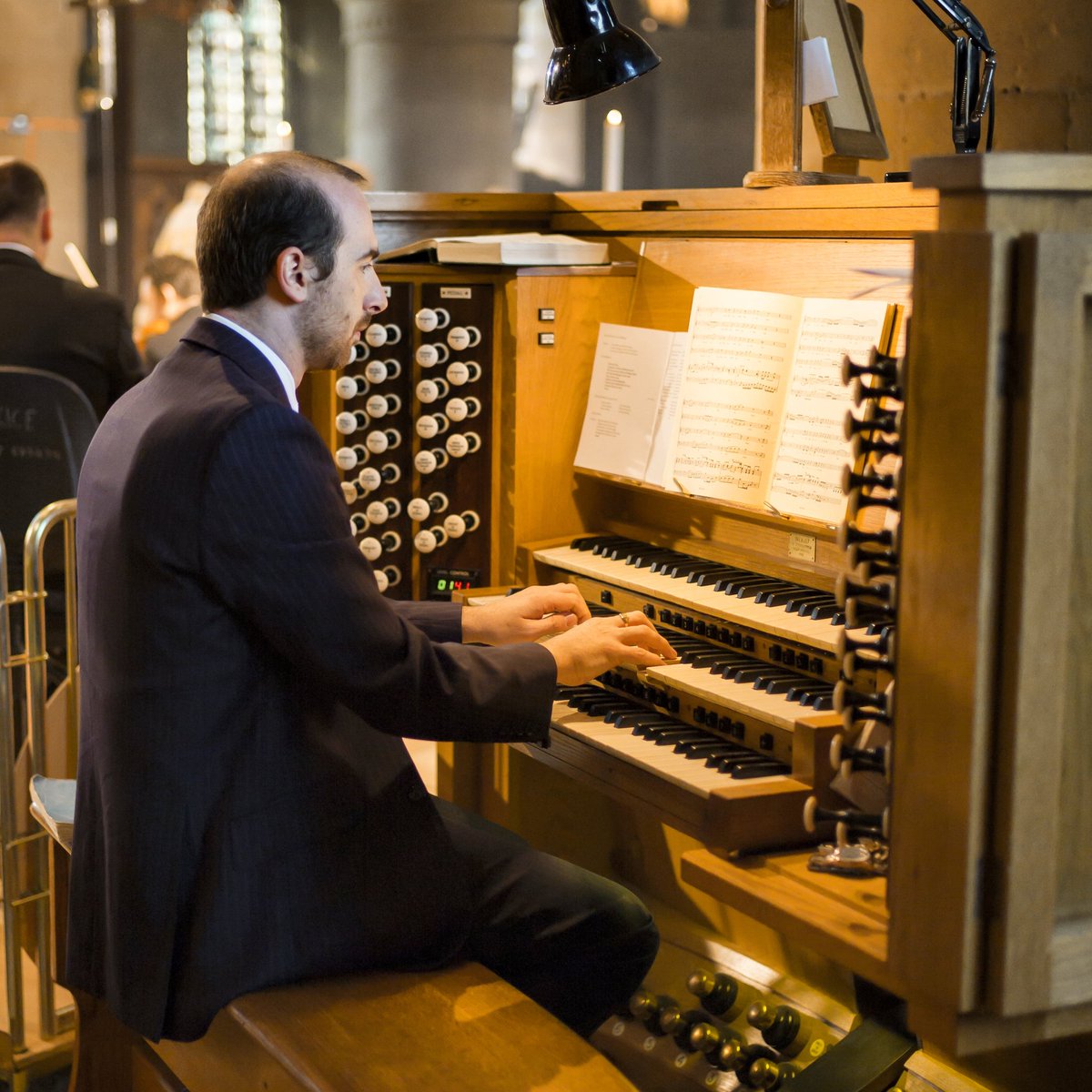 Southwell_Music's tweet photo. Spot the difference #southwellmusic #brickminster π Paul Provost gives an all-Bach organ recital in @SouthwMinster at 4pm https://t.co/7pPywEUjc6