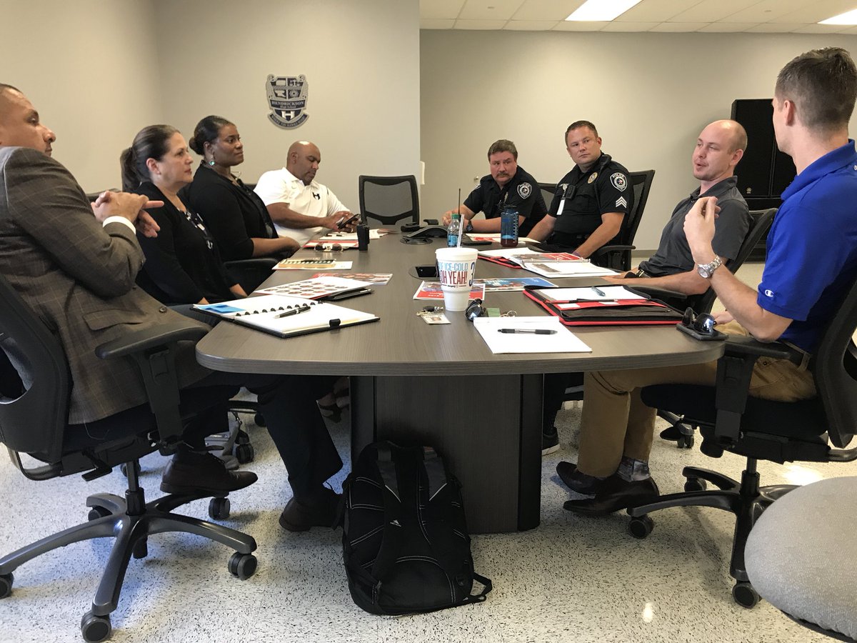 CoachAmy tweet media