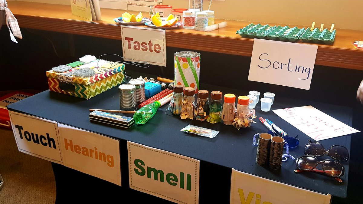 NtataiseSA's tweet image. We have spent some time this morning setting up ELDAs (early learning development areas) to demonstrate practically how Ntataise trains practitioners participating in their Enrichment Programme #earlyyears #ECD. This happens in 7 provinces in 20 orgs, in 2400 ECD centres.