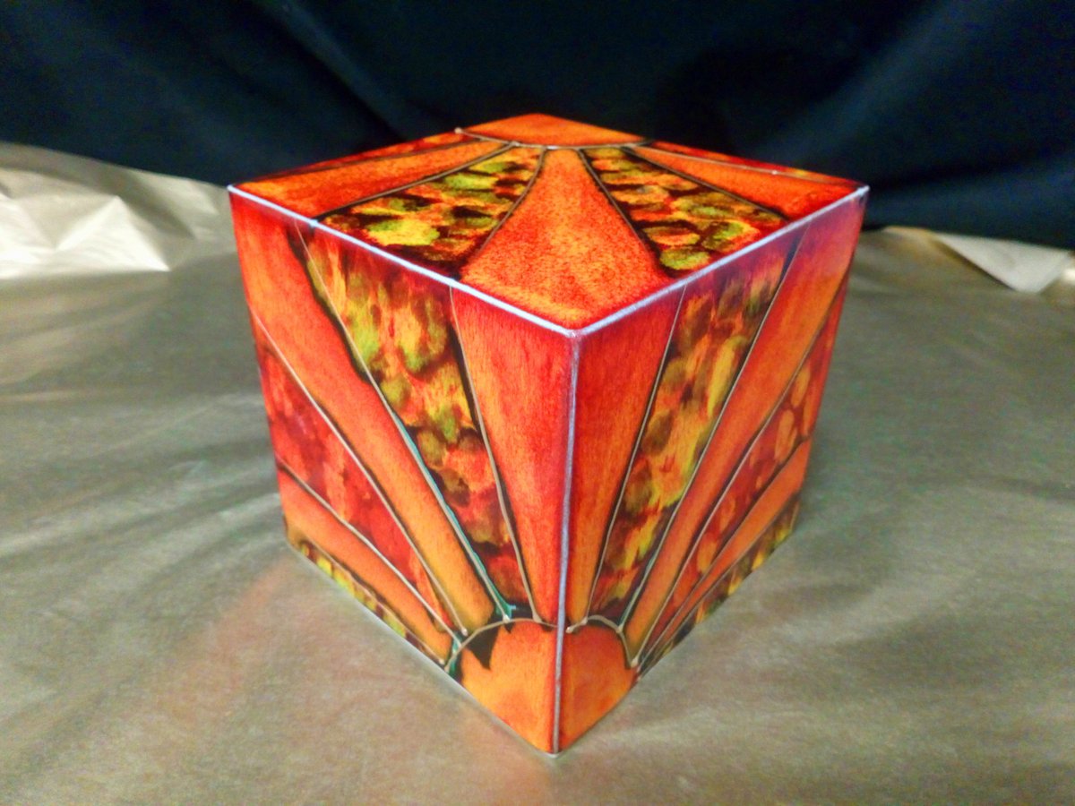anitabharris's tweet photo. #stokeontrent #art #artdeco hand made hand painted cube in earthenware by @anitabharris @AHartpottery these are going fast #Unique #ArtistOnTwitter #ArtOnCeramic #reactiveglaze https://t.co/7UEH4k0atb