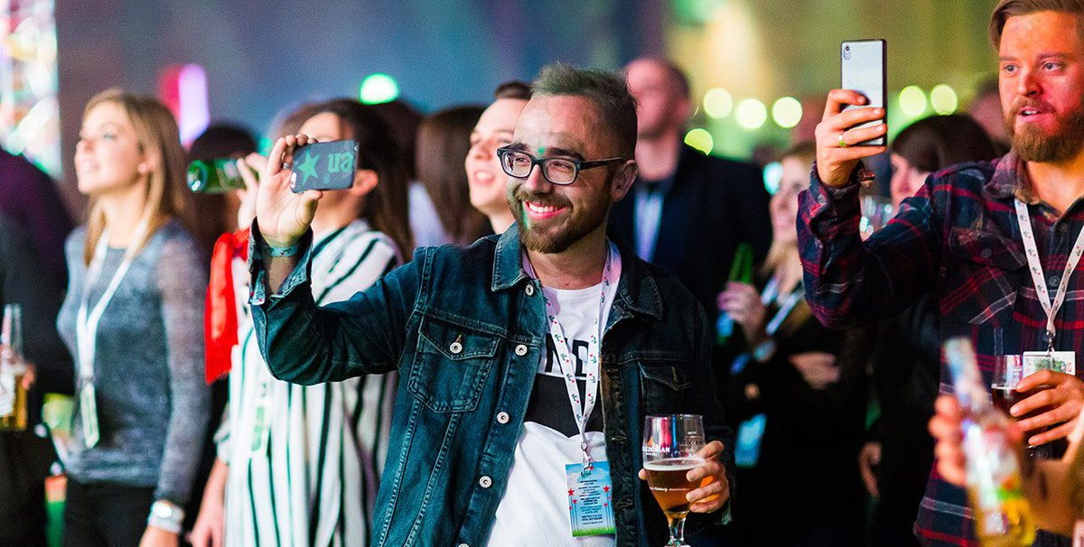 Corp_Events_UK's tweet photo. Avoid 'death by powerpoint' with these 10 creative corporate event ideas! #eventprofs #deathbypowerpoint #creativeeventideas
https://t.co/XSxAn9DN2l https://t.co/KRnwI40TaI