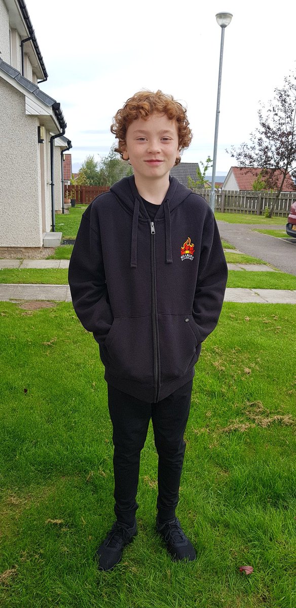 carmelCameron20's tweet photo. Tyler-Jay ready to start his new school journey @MillburnAcademy he had a good first day yesterday, and Maddison going in to S3 #timeneedstostop #goingtofast https://t.co/4zBKXYHlmn