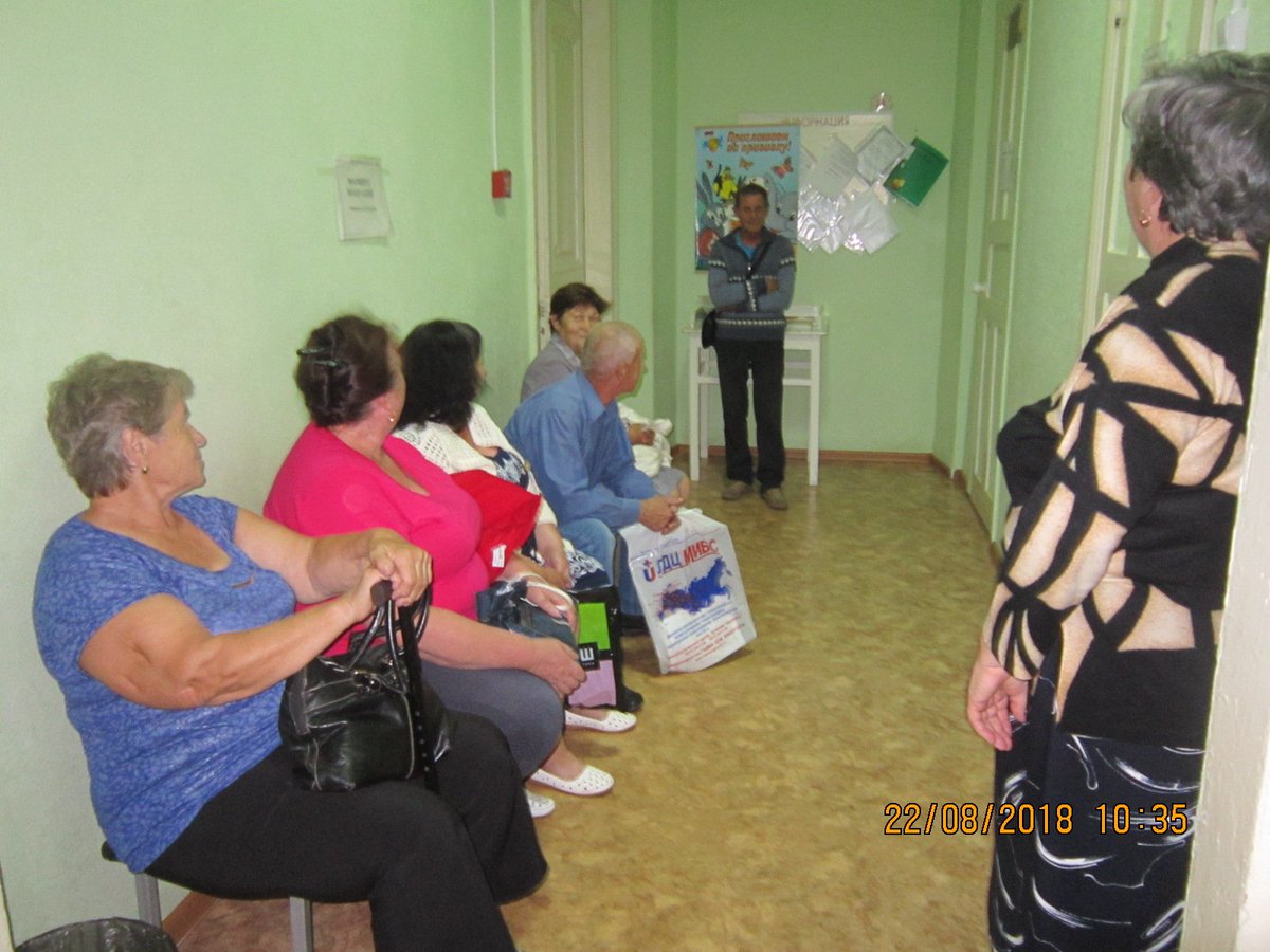 Мобильный медицинский госпиталь работает сегодня в с. Дуляпино. Прием граждан ведут врачи специалисты г. Иваново.