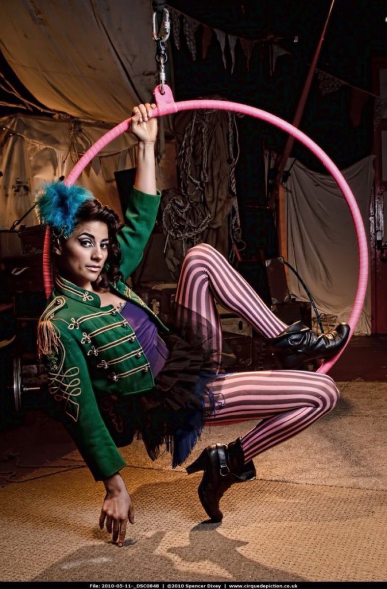 lovevaux's tweet photo. Have you ever seen @1nvisibleCircus & @Dizzyodare live??
If not then you are in for a REAL treat on August 25.
Expect
#Lollipophoop
#Knifejuggler
#Hulahooper
#Acrohandtohand
#Bottlewalk
plus #Doug as #Ringmaster
All happening from 3 pm. 'Victorian Vauxhall'
#circus https://t.co/fa8ufmEbSQ