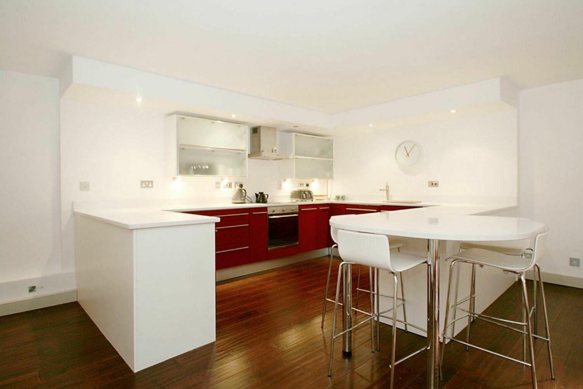 ShadThamesFJL's tweet photo. Why not take a look at your next home and see the delights of your new neighbourhood. https://t.co/mNJU6MU3ed https://t.co/G6I4JIr92k